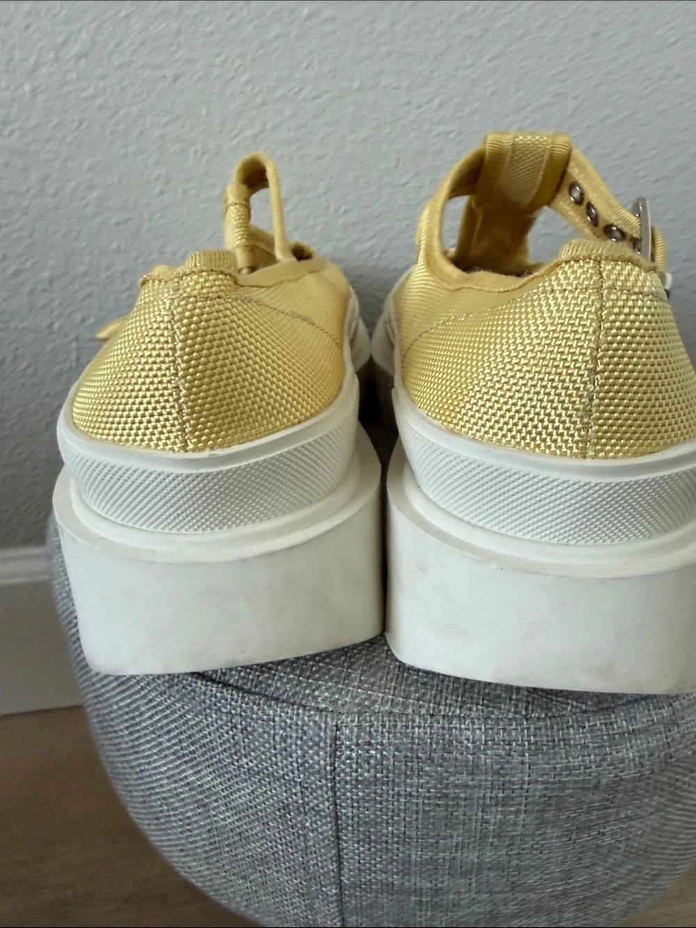 Jeffrey Campbell Yellow Marley Mary Jane Platform Chunk Lug Sole Buckle Shoe 10
